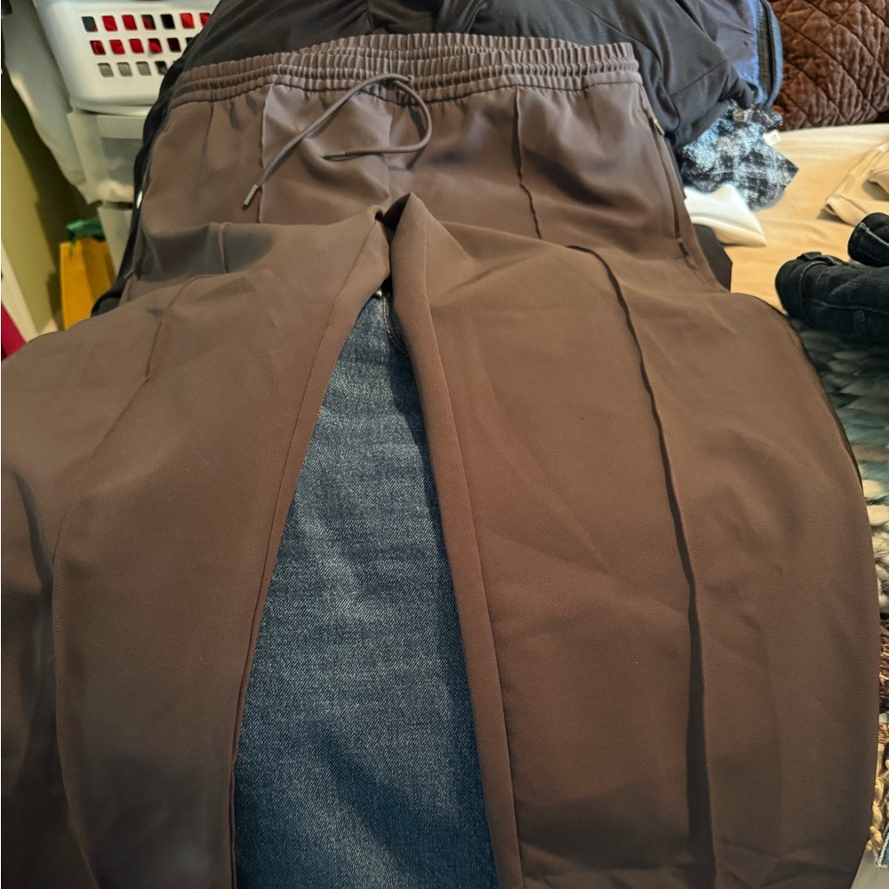 Athleta Brown Elastic Waist Pull-On Skirt